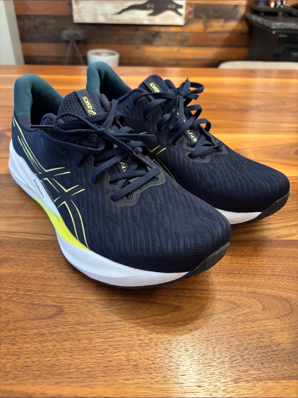 Asics Versablast 4 Blue Yellow Mens Running Shoes Size 11